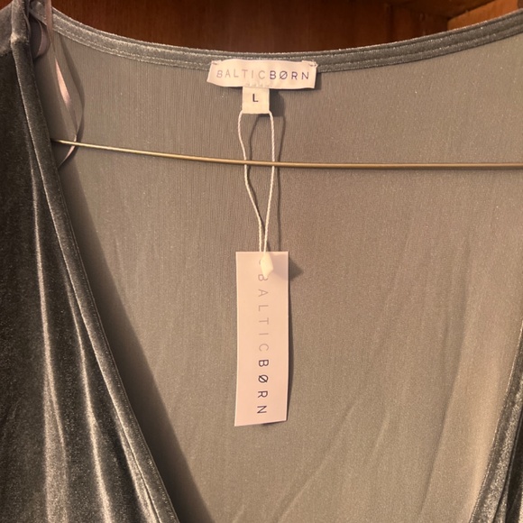 Baltic Born Esmeralda Velvet Maxi - Picture 4 of 4